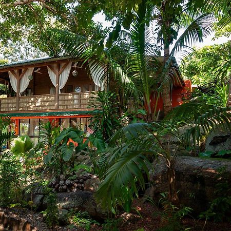 La Pointe Beach Huts Villa Baie Sainte Anne Exterior photo